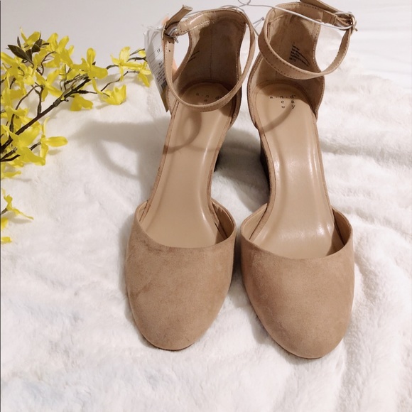 a new day Shoes - NWT🎉 A NEW DAY Light Tan Suede Wedge Almond Heels